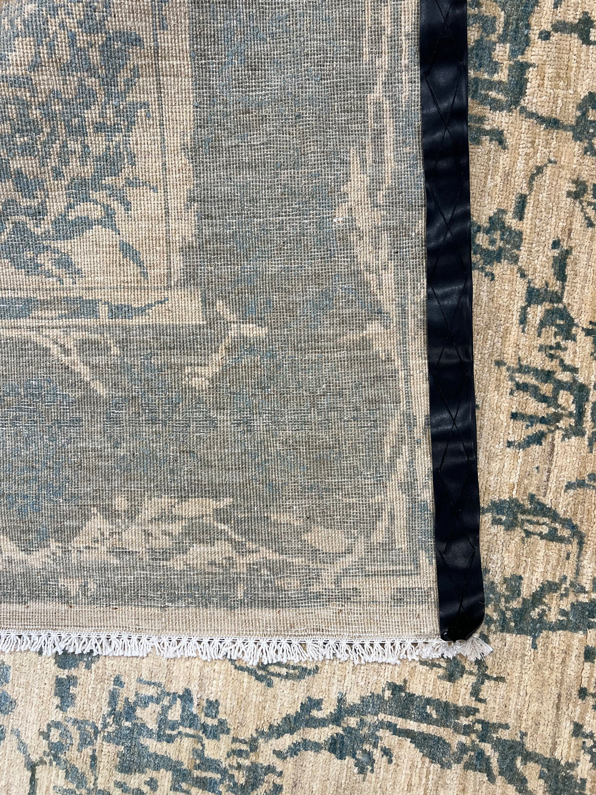 Tapis des jardins de Sari Pul