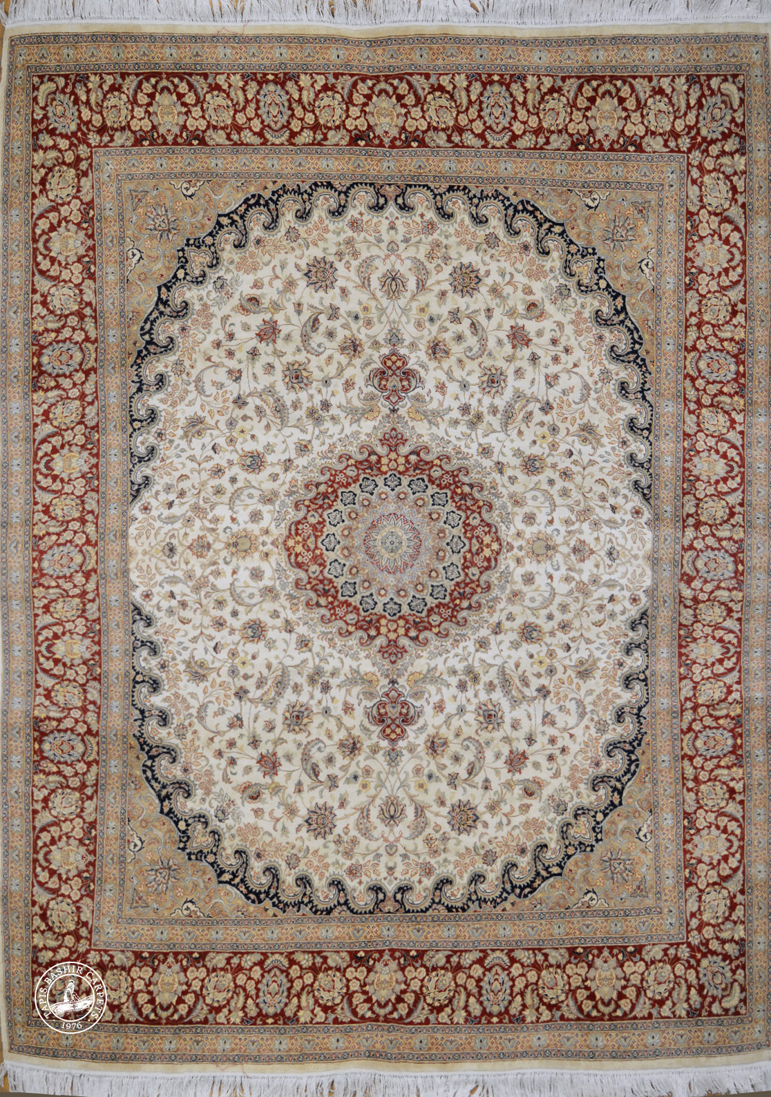 Tapis en soie Ispahan Kitabi Nagshe