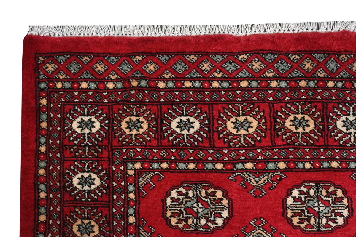 Bokhara Mauri Shah Saloor Vendu Mais similaire disponible