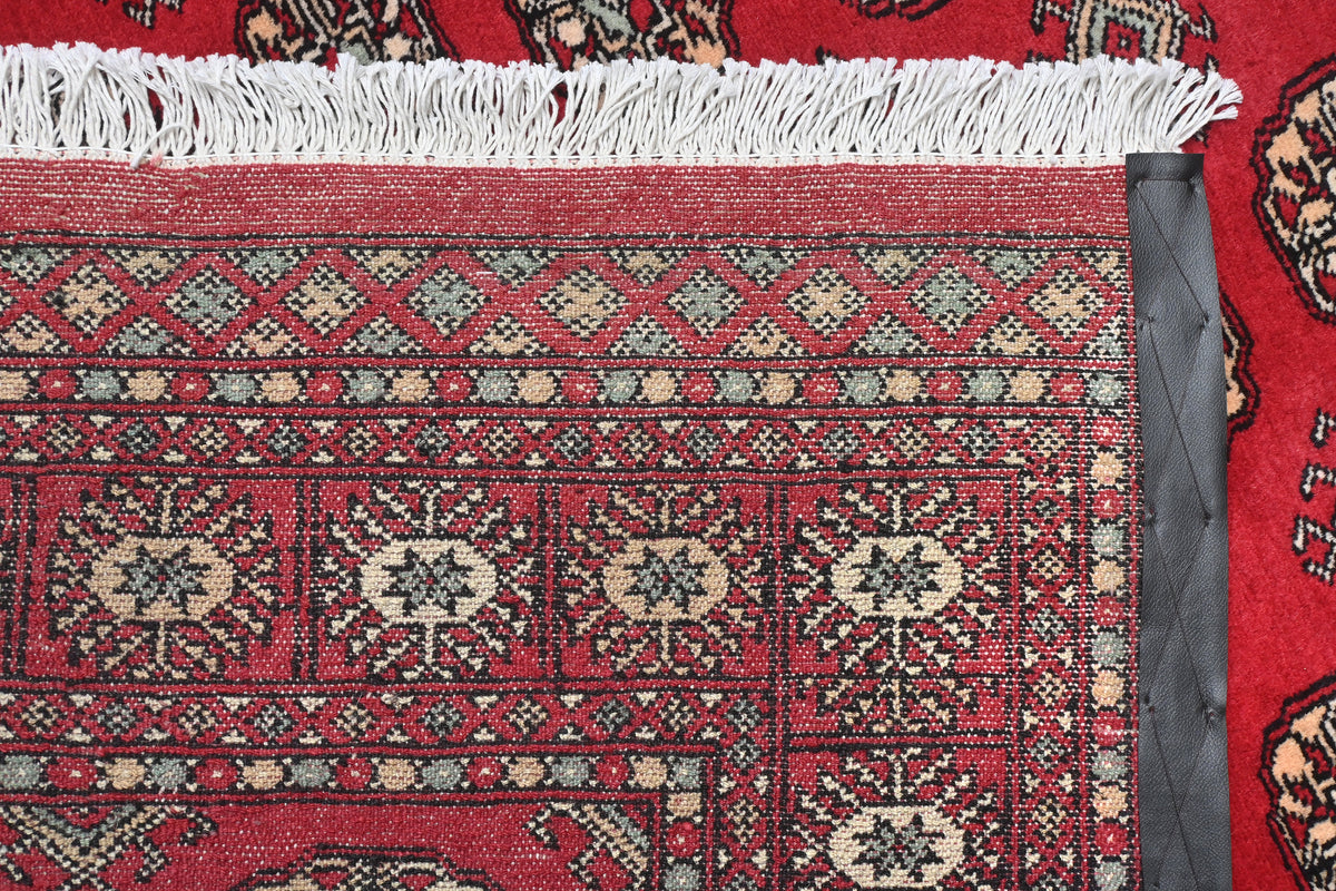 Bokhara Mauri Shah Saloor Vendu Mais similaire disponible