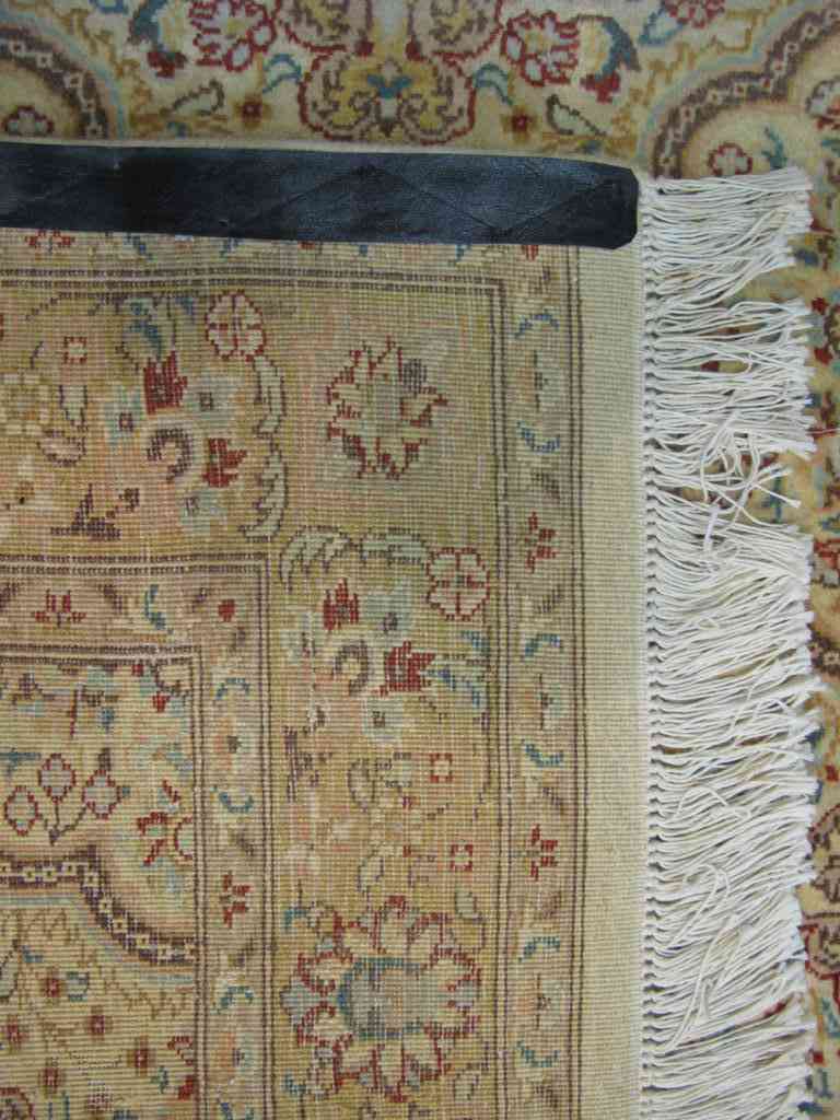 Tapis Ghoum Almas en Soie