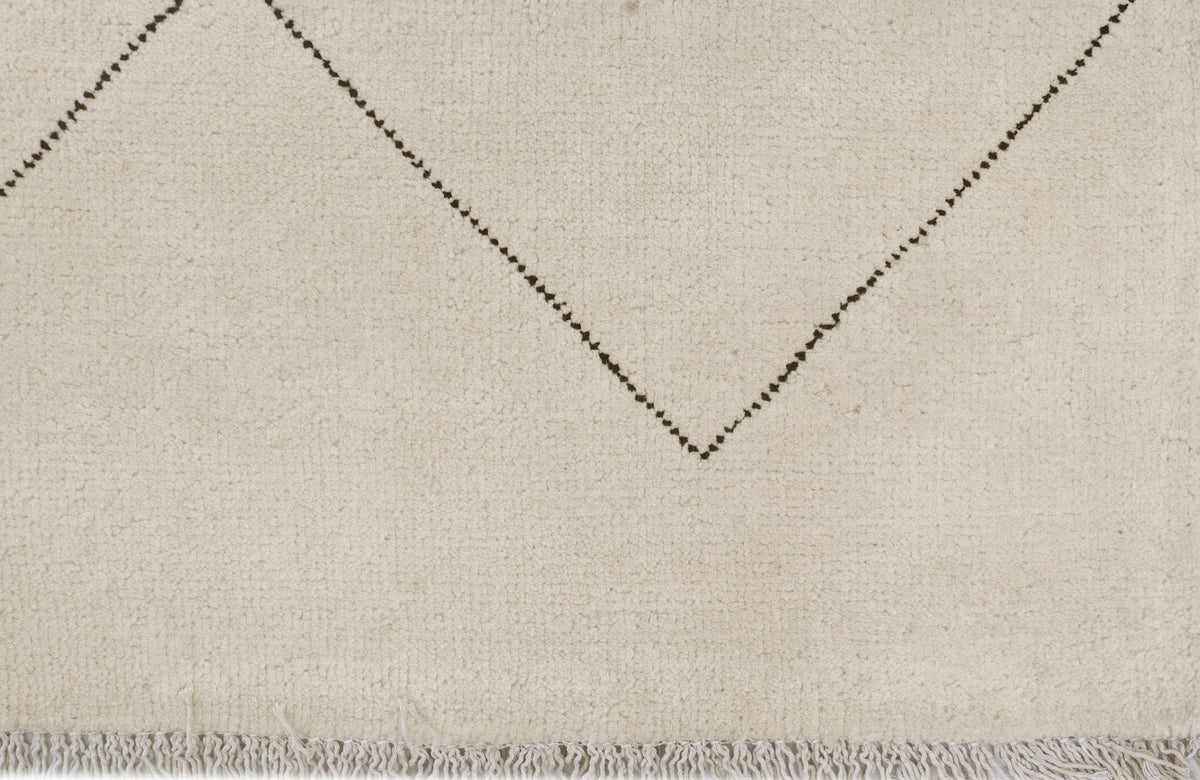 Beni Ouarain Sahara | 8'3" x 5'8" | Home Decor | Moroccan Style Hand-knotted Area Rug