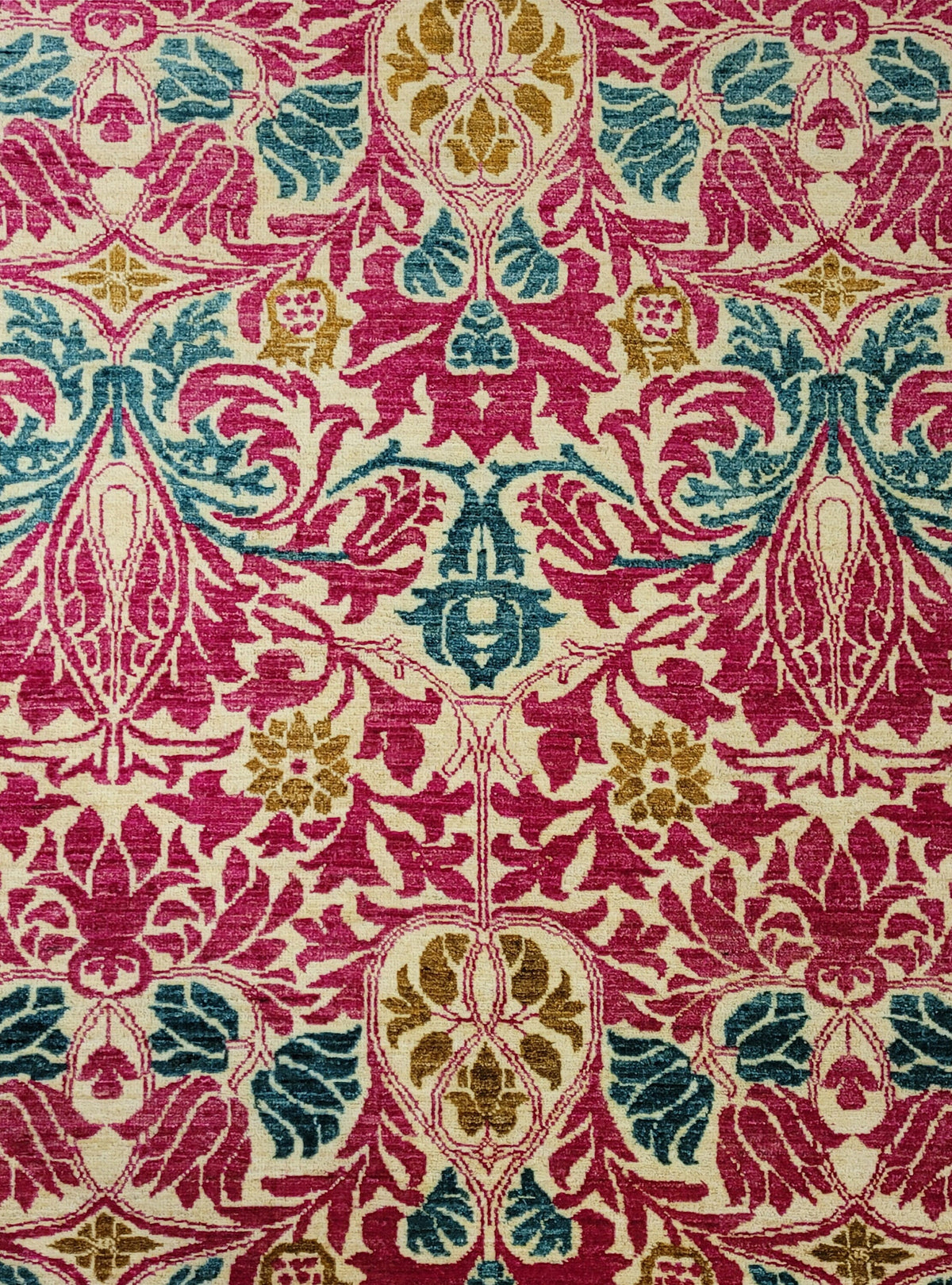 Arts & Crafts by William Morris Carpet | 11'6" x 9' | Home Decor | Wool Area Rug