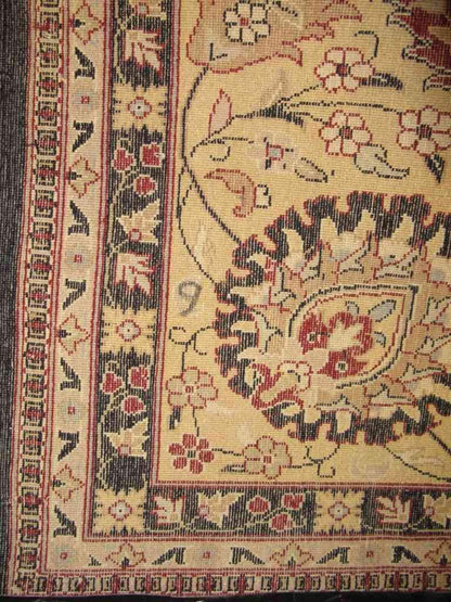Ghoum Lotus Carpet | 12'6" x 9'1" | Home Decor | Wool Area Rug
