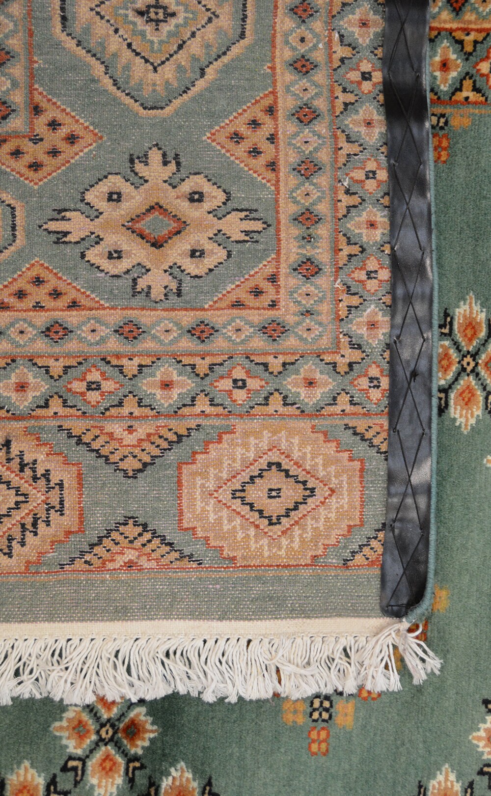 Bokhara Yomud Carpet | 9'11" x 8'1" | Home Decor | Wool Area Rug