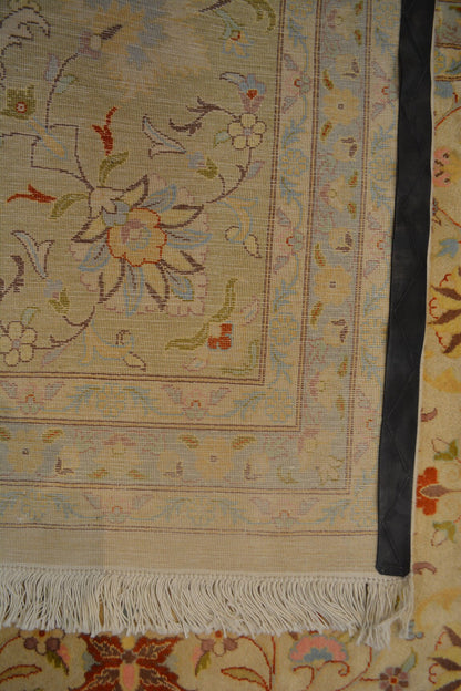 Hispahan Silk Carpet | 17'7" x 11'2" | Home Decor | Silk & Wool Area Rug